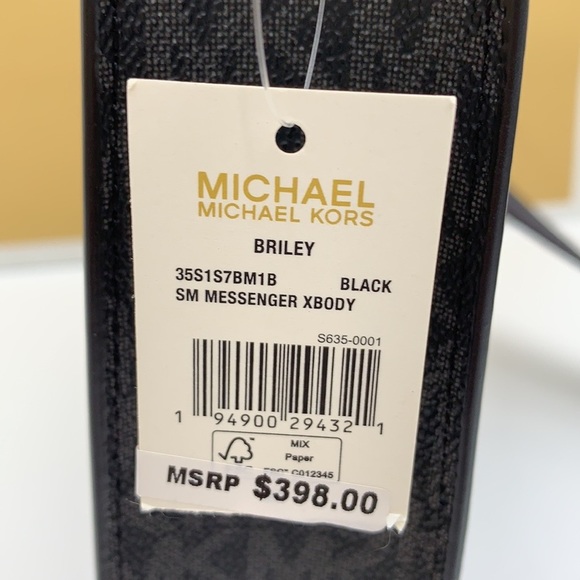 MICHAEL KORS
Briley Small Logo Messenger Bag BLACK SIGNATURE COLOR - Picture 15 of 15